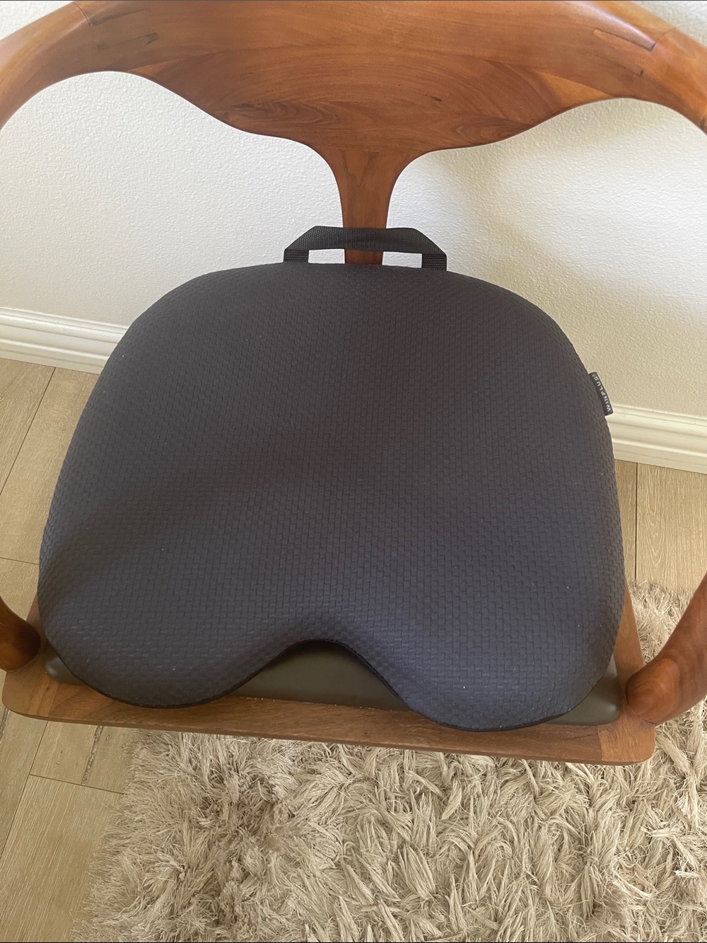 Black Memory Foam Seat Cushion Accent Pillow